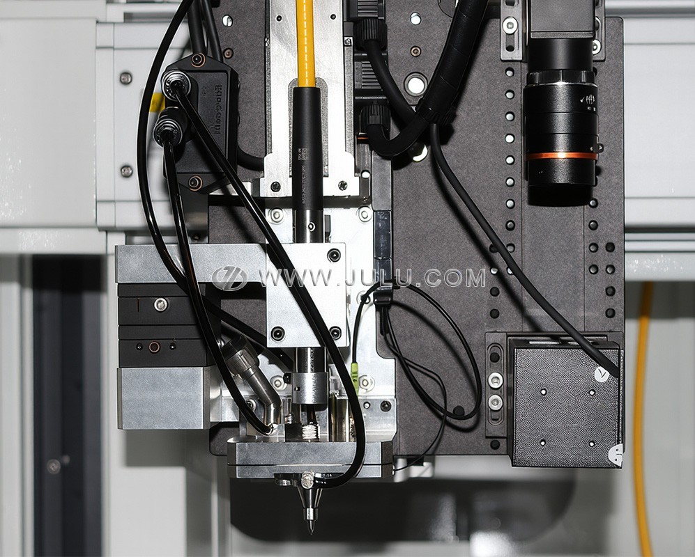 1769666474620288.jpg 1759546812629728.jpg