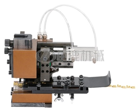 OTP气动送料直送模具
